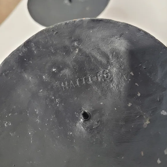 3 Arm tiered pillar candle holder with decorative carved wood accent - Picture 6 of 9